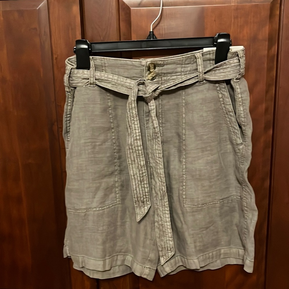 Linen Bermuda shorts by American Eagle
